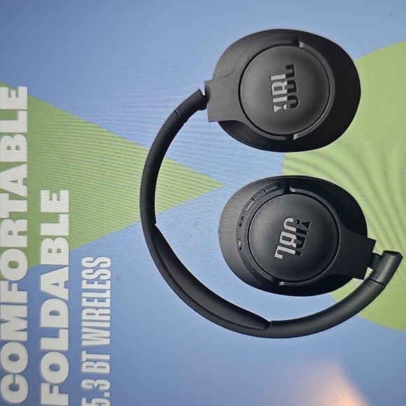 New JBL Tune 720BT- Wireless Over-Ear Headphones 76H Foldable Lightweight Blue - Picture 4 of 12